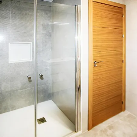 2 Bedroom Gorgeous In Torrevieja *