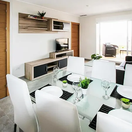 2 Bedroom Gorgeous In Torrevieja Appartement *
