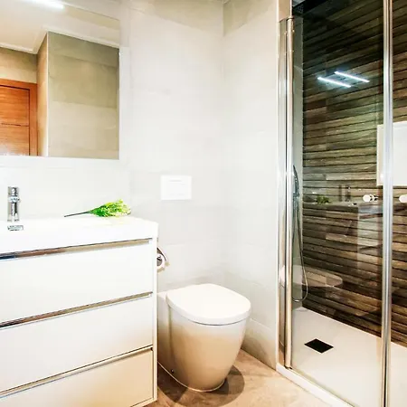 2 Bedroom Gorgeous In Torrevieja *
