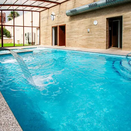 2 Bedroom Gorgeous In Torrevieja Lägenhet